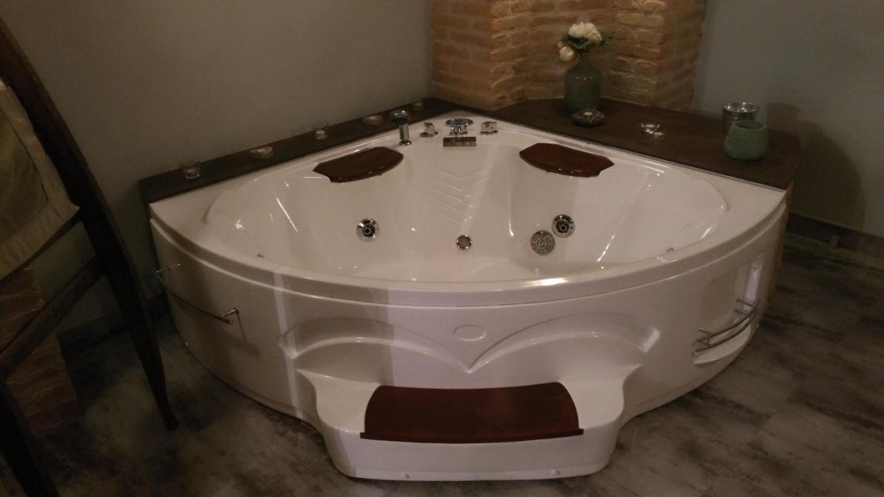 A Due Passi Da... Apartman Aosta Kültér fotó
